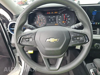 2026 Chevrolet Trax LS - miniatura 10