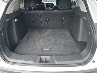 2026 Chevrolet Trax LS - miniatura 16
