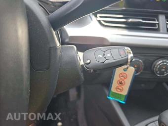 2026 Chevrolet Trax LS - miniatura 5