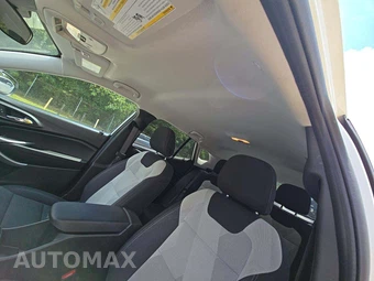2026 Chevrolet Trax LS - miniatura 8