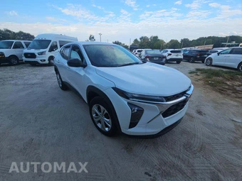2026 Chevrolet Trax LS - miniatura 4