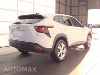 2026 Chevrolet Trax LS - miniatura 4
