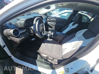 2026 Chevrolet Trax LS - miniatura 7