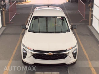 2026 Chevrolet Trax LS - miniatura 2