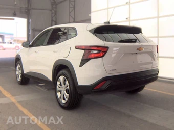 2026 Chevrolet Trax LS - miniatura 6