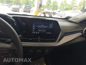 2026 Chevrolet Trax LS – miniatura 11