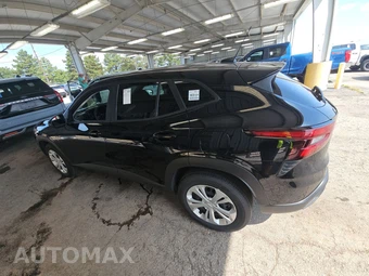 2026 Chevrolet Trax LS – miniatura 6
