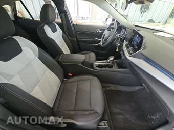 2026 Chevrolet Trax LS – miniatura 8