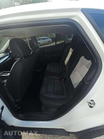 2026 Chevrolet Trax LS - miniatura 13