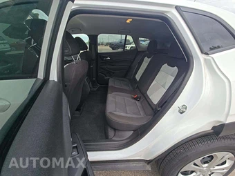 2026 Chevrolet Trax LS – miniatura 10