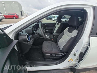 2026 Chevrolet Trax LS – miniatura 3