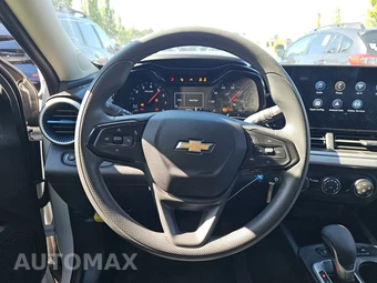 2026 Chevrolet Trax LS – miniatura 10