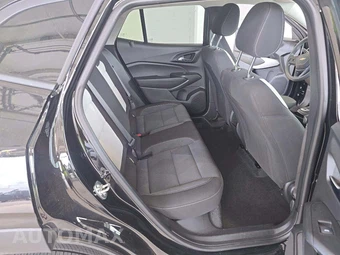 2026 Chevrolet Trax LS – miniatura 16