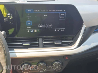 2026 Chevrolet Trax LS - miniatura 10