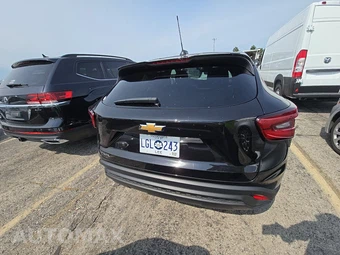 2026 Chevrolet Trax LS - miniatura 5