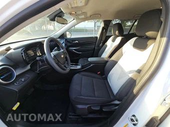 2026 Chevrolet Trax LS - miniatura 7