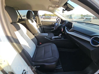 2026 Chevrolet Trax LS - miniatura 8