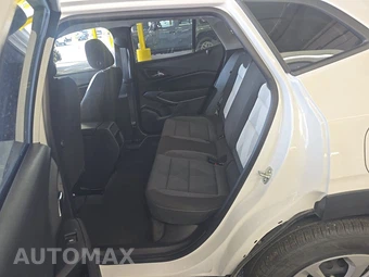 2026 Chevrolet Trax LS – miniatura 13