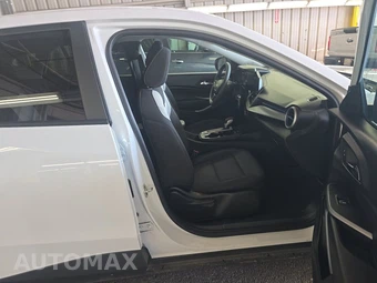 2026 Chevrolet Trax LS – miniatura 8