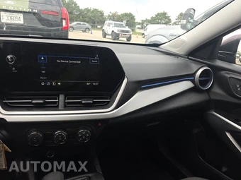 2026 Chevrolet Trax LS - miniatura 11