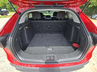 2026 Chevrolet Trax LS - miniatura 11