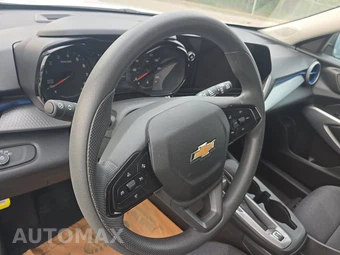 2026 Chevrolet Trax LS - miniatura 10