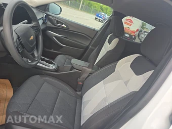 2026 Chevrolet Trax LS - miniatura 7