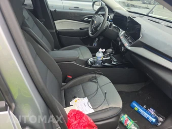 2026 Chevrolet Trax LT – miniatura 8