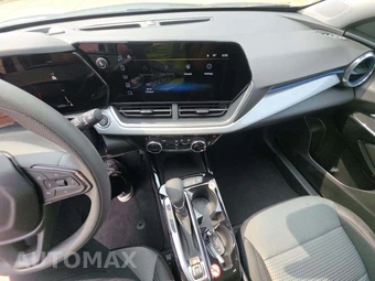 2026 Chevrolet Trax LT - miniatura 10