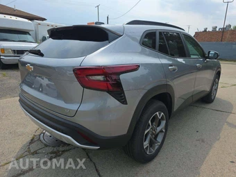 2026 Chevrolet Trax LT - miniatura 3