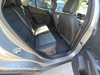2026 Chevrolet Trax LT - miniatura 16