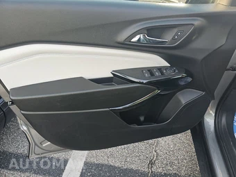 2026 Chevrolet Trax LT - miniatura 9