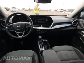 2026 Chevrolet Trax LT - miniatura 11