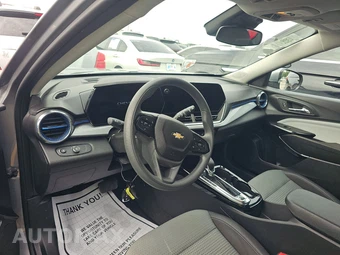 2026 Chevrolet Trax LT – miniatura 11