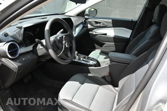 2026 Chevrolet Trax LT - miniatura 8