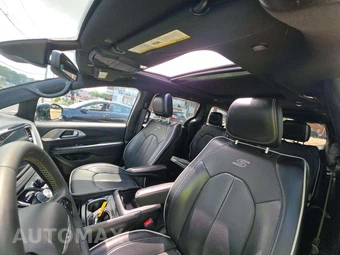 2026 Chrysler Pacifica Limited 121.6" WB – miniatura 11