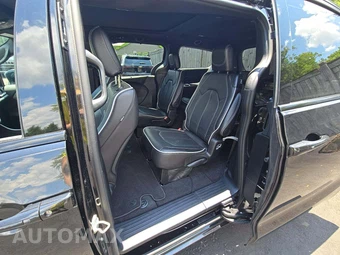 2026 Chrysler Pacifica Limited 121.6" WB - miniatura 13