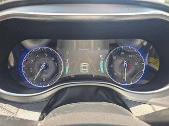 2026 Chrysler Pacifica Limited 121.6" WB - miniatura 9