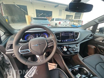 2026 Chrysler Pacifica Limited 121.6" WB – miniatura 11
