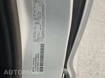 2026 Chrysler Pacifica Limited 121.6" WB – miniatura 15