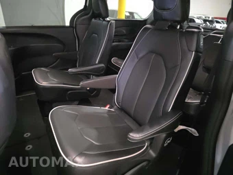 2026 Chrysler Pacifica Limited 121.6" WB - miniatura 13