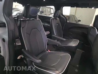 2026 Chrysler Pacifica Limited 121.6" WB - miniatura 17