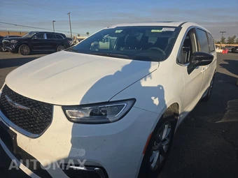 2026 Chrysler Pacifica Limited 121.6" WB