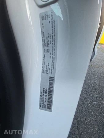 2026 Chrysler Pacifica Limited 121.6" WB – miniatura 15