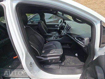 2026 Chrysler Pacifica Limited 121.6" WB – miniatura 19