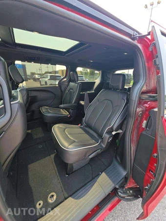 2026 Chrysler Pacifica Limited 121.6" WB - miniatura 10