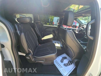 2026 Chrysler Pacifica Limited 121.6" WB - miniatura 17