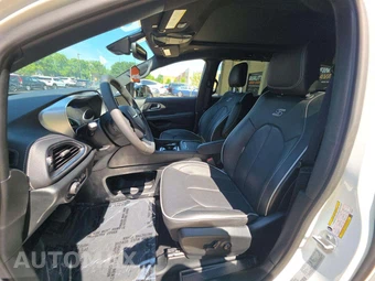 2026 Chrysler Pacifica Limited 121.6" WB - miniatura 6