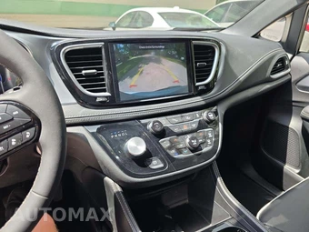 2026 Chrysler Pacifica Limited 121.6" WB - miniatura 10