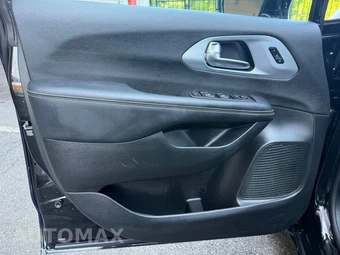 2026 Chrysler Pacifica Limited 121.6" WB - miniatura 15